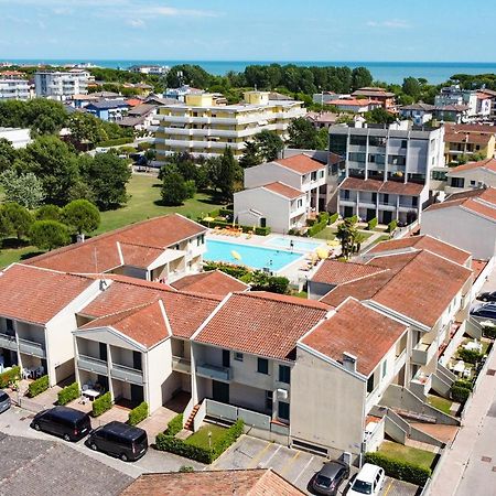Apartament With Swimming Pool Apartamento Caorle Exterior foto