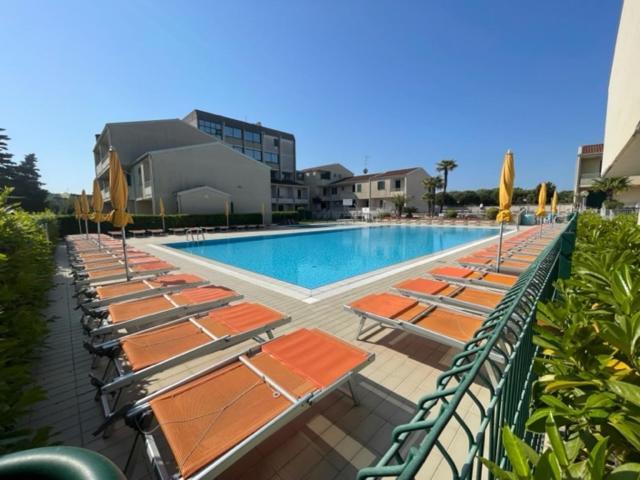 Apartament With Swimming Pool Apartamento Caorle Exterior foto