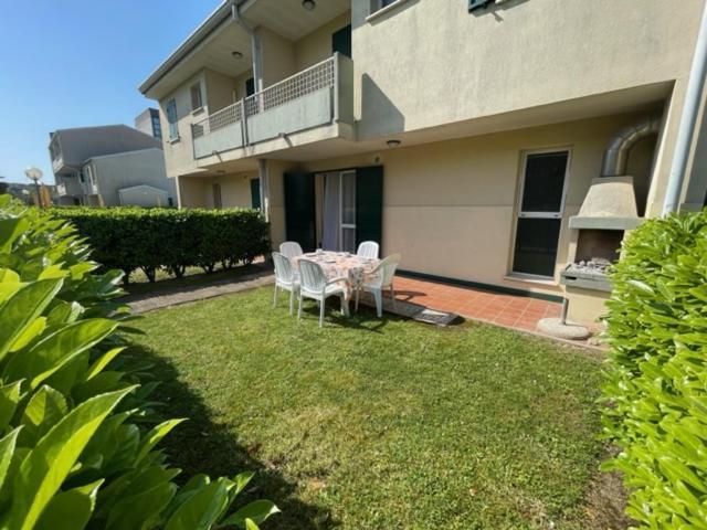 Apartament With Swimming Pool Apartamento Caorle Exterior foto