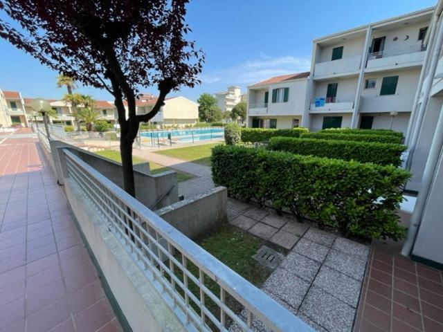 Apartament With Swimming Pool Apartamento Caorle Exterior foto